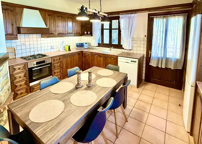 Apokas Villa Zoopiyi