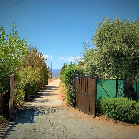 Villa Apokas Country House *