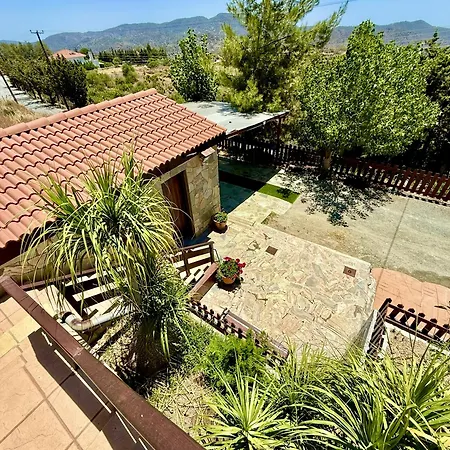Villa Apokas Zoopijí