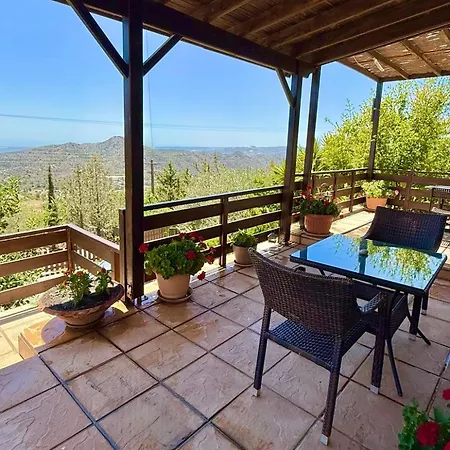 Apokas Villa Zoopiyi